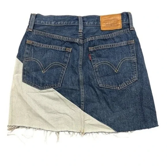 Levi's Vintage Premium Denim Deconstructed Two-Tone Raw Hem‎ Jeans, Size 24 - Picture 3 of 10